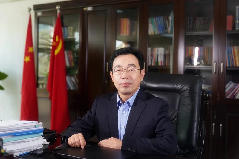 堅(jiān)守初心，載譽(yù)前行！ 鑫安利集團(tuán)董事長(zhǎng)榮膺“鄭州杰出企業(yè)家”稱號(hào)-河南鑫安利安全科技股份有限公司