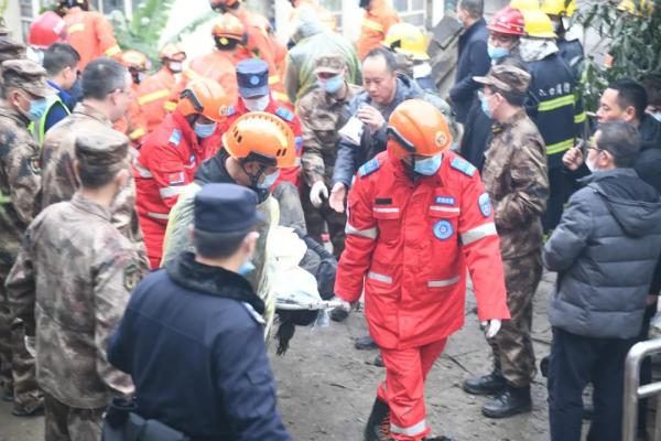 應急管理部調研中石油和中石化危險化學品安全風險集中治理工作